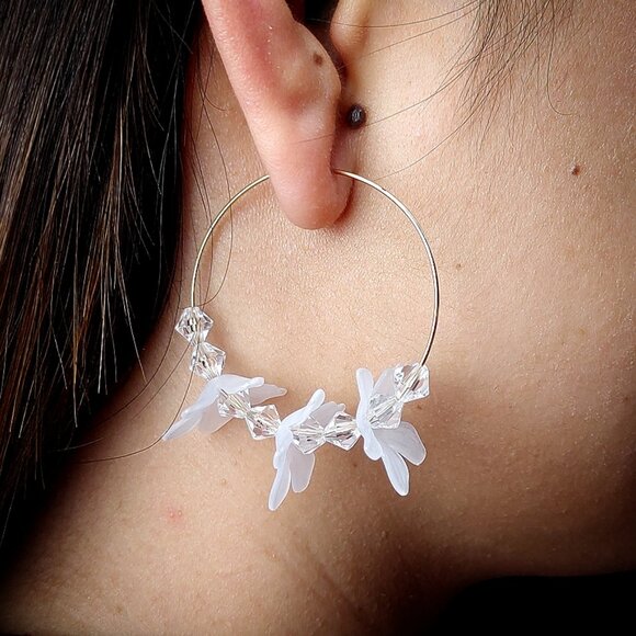 Boho Floral Earring - 1 - Picture 1 of 2